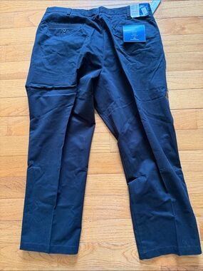 Old Navy Men's Black Straight-Leg Performance Pants